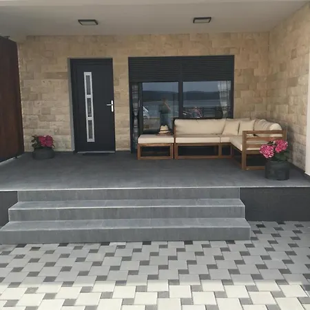 Zlata Sveti Filip i Jakov