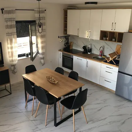 Zlata Apartmán Sveti Filip i Jakov